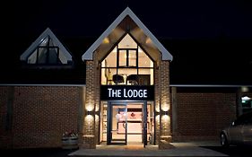 The Lodge At Kingswood